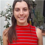 Profesora de lengua castellana y literatura con 8 años de experiencia brinda clases para niños/as de primaria en Mahón